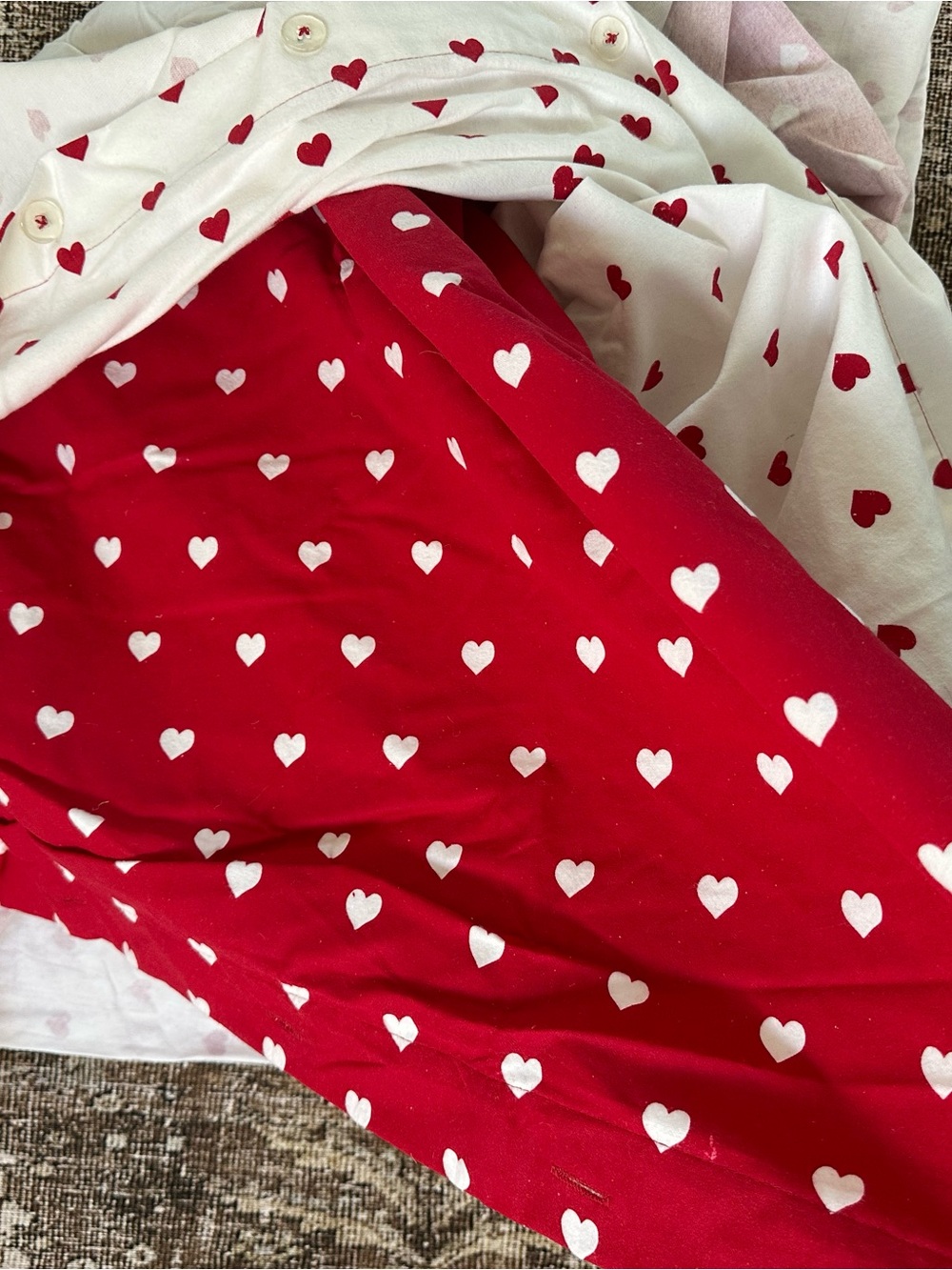 Pottery Barn Kids Red and White Heart Duvet Cover. TWIN